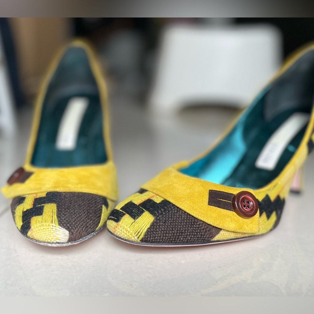 Christian Lacroix Leather Patterned Heels - Picture 6 of 8
